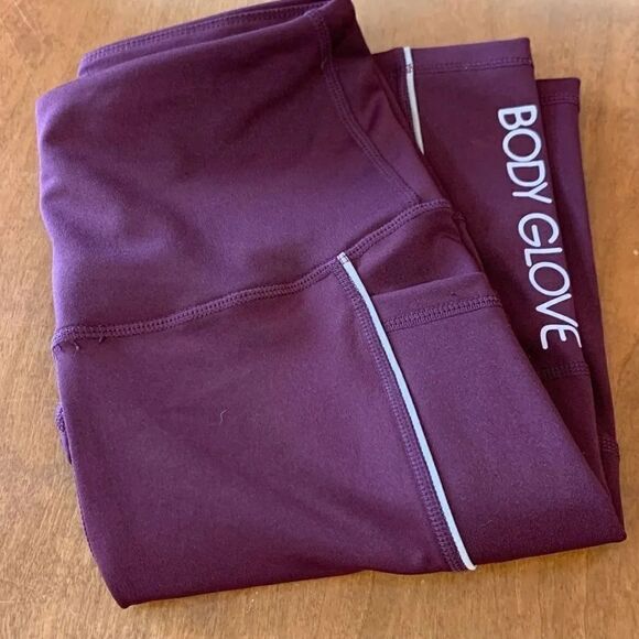 NWOT Body Glove Athletic Shorts 2 Side Pockets #BJ10 - Picture 1 of 4